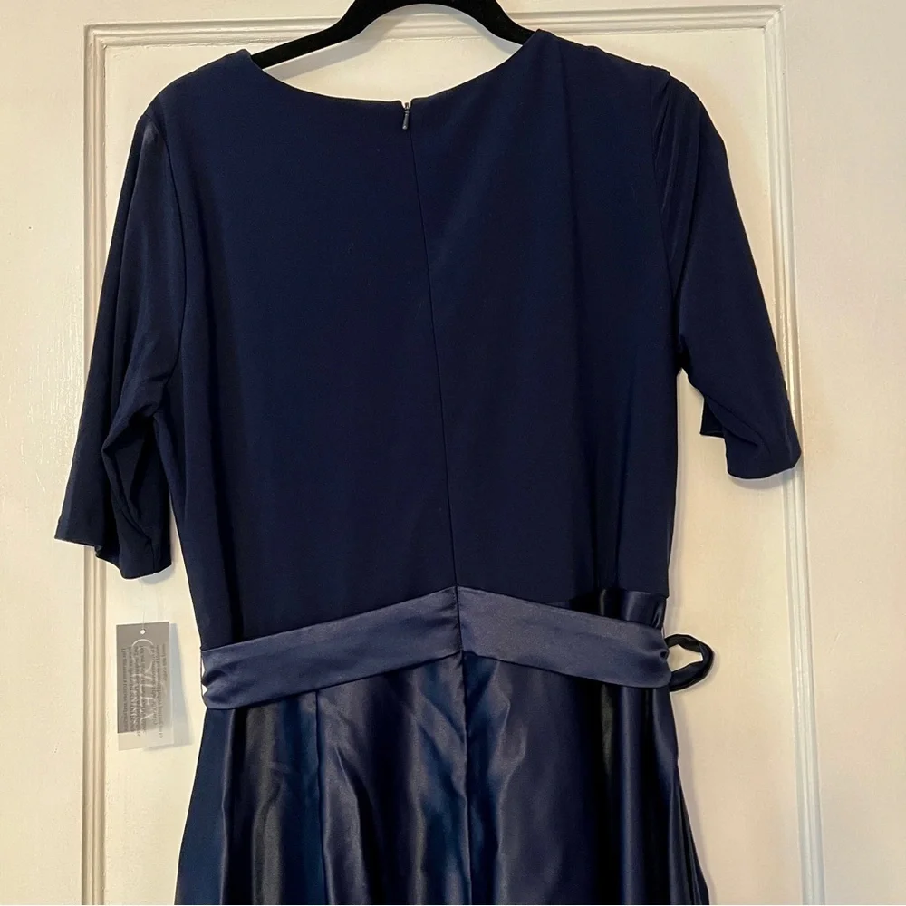 Alex Evenings Ballgown - Picture 10 of 14